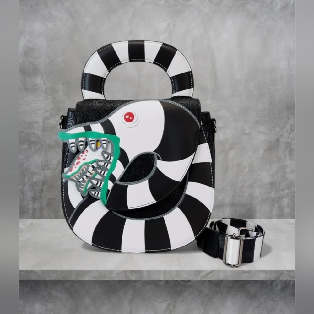 NWT Beetlejuice Sandworm Crossbody Loungefly 🖤 - Picture 1 of 6